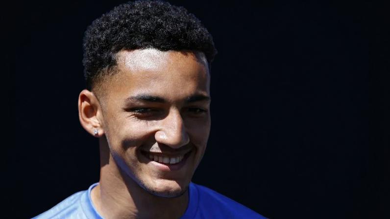 Bournemouth chega a acordo para contratar jovem avançado do Elche