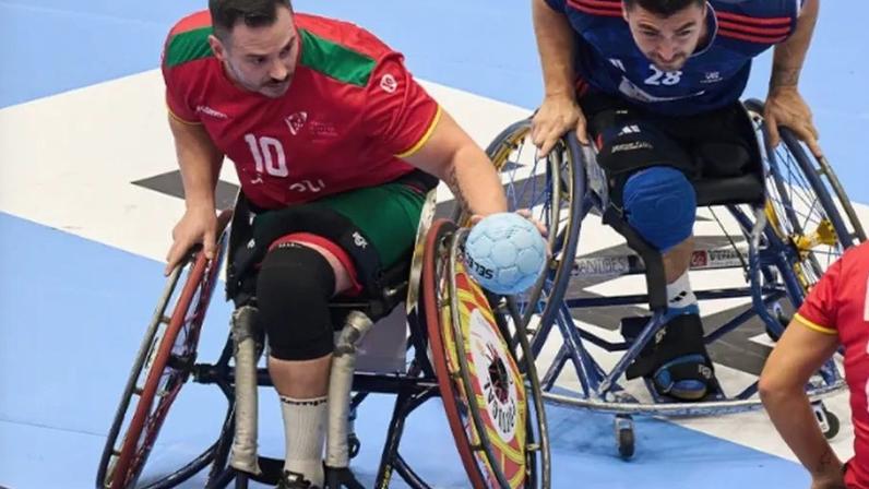 Portugal vence a França por 2-0