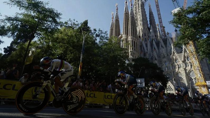 Barcelona recebeu arranque do Tour
