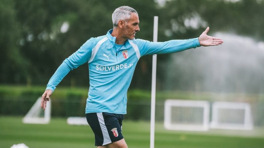 Vicens inicia estágio do Sp. Braga Inglaterra e quer gente com fome de melhorar