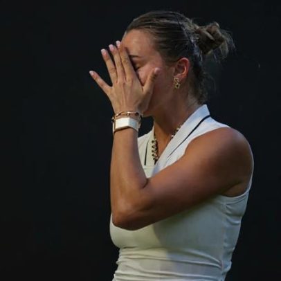 Sabalenka, líder mundial, eliminada do Wimbledon por Osaka