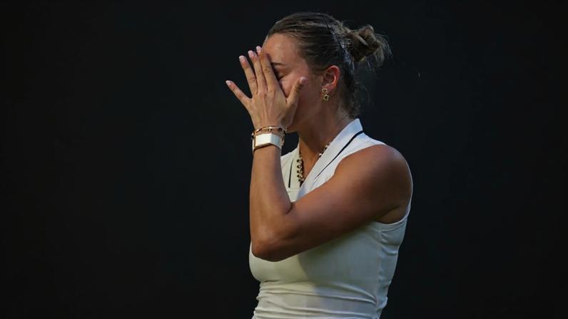 Sabalenka, líder mundial, eliminada do Wimbledon por Osaka